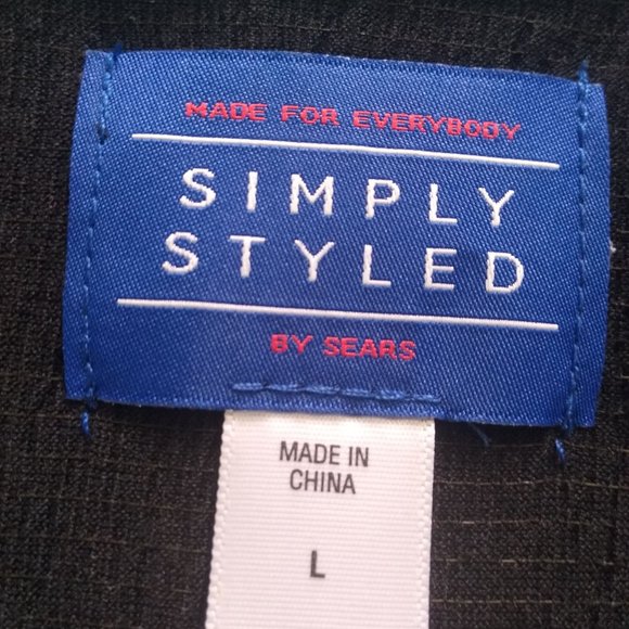 Simply Styled Long sleeved Black Top - Picture 2 of 2